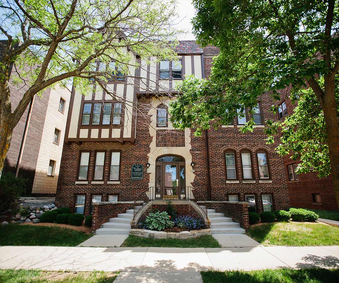 Find your perfect Milwaukee apartment here Shoreline Real Estate